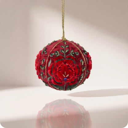 Esfera de terciopelo con bordado de rosas 10 cm
