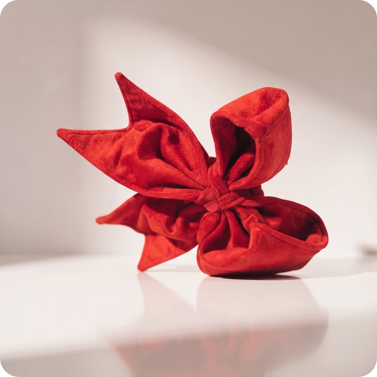 Moño mini elegante de terciopelo rojo navidad