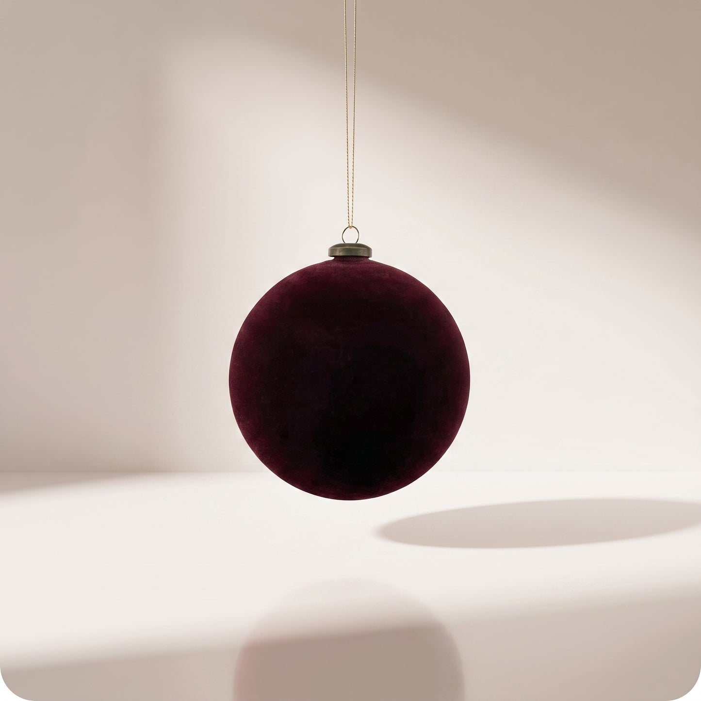 Esfera de cristal de terciopelo burdeos