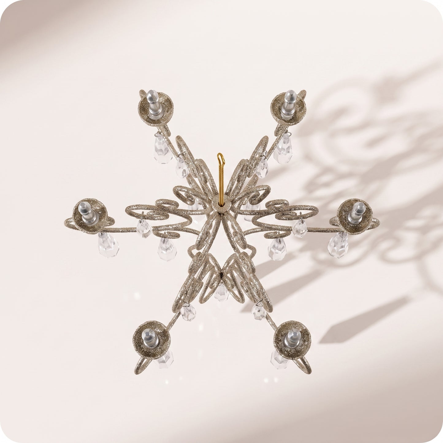 Candelabro metálico de lámpara de araña champán