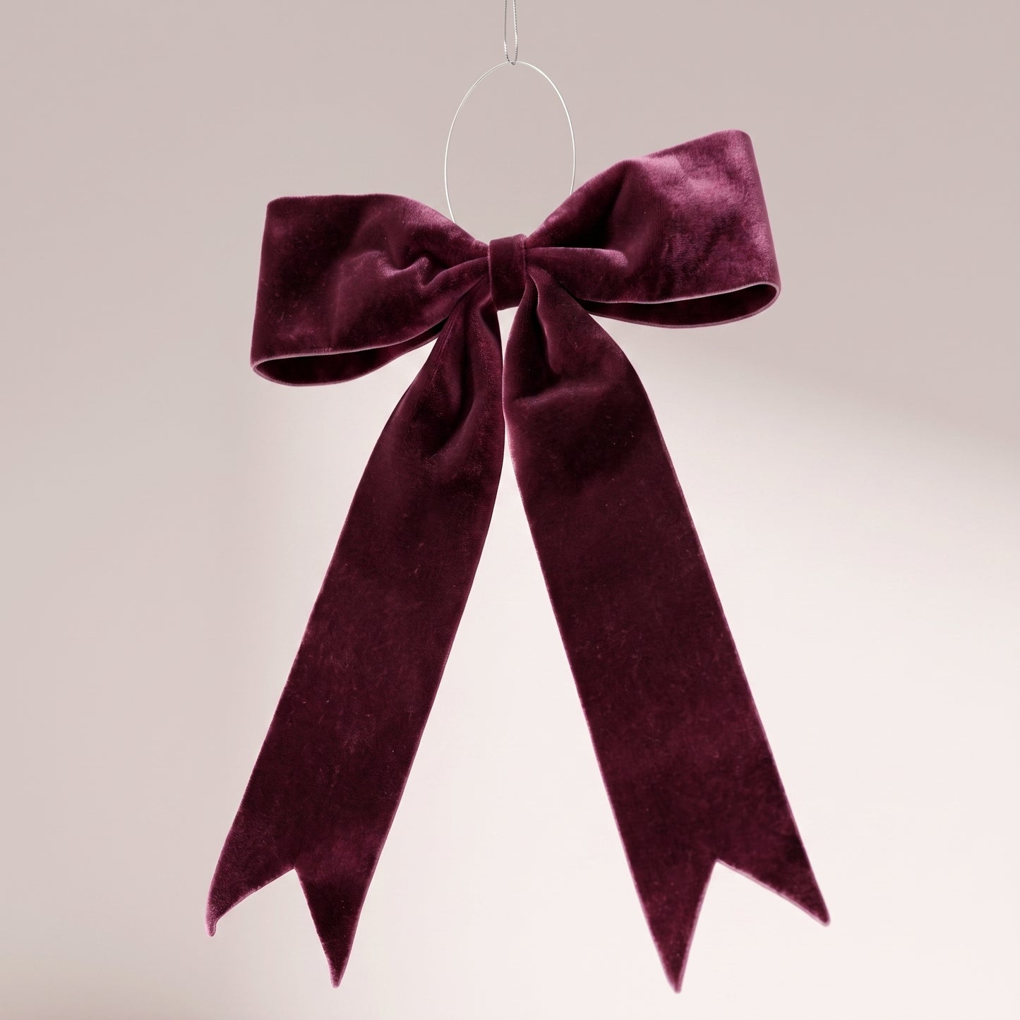 Moño de poliéster burgundy de puntas finas