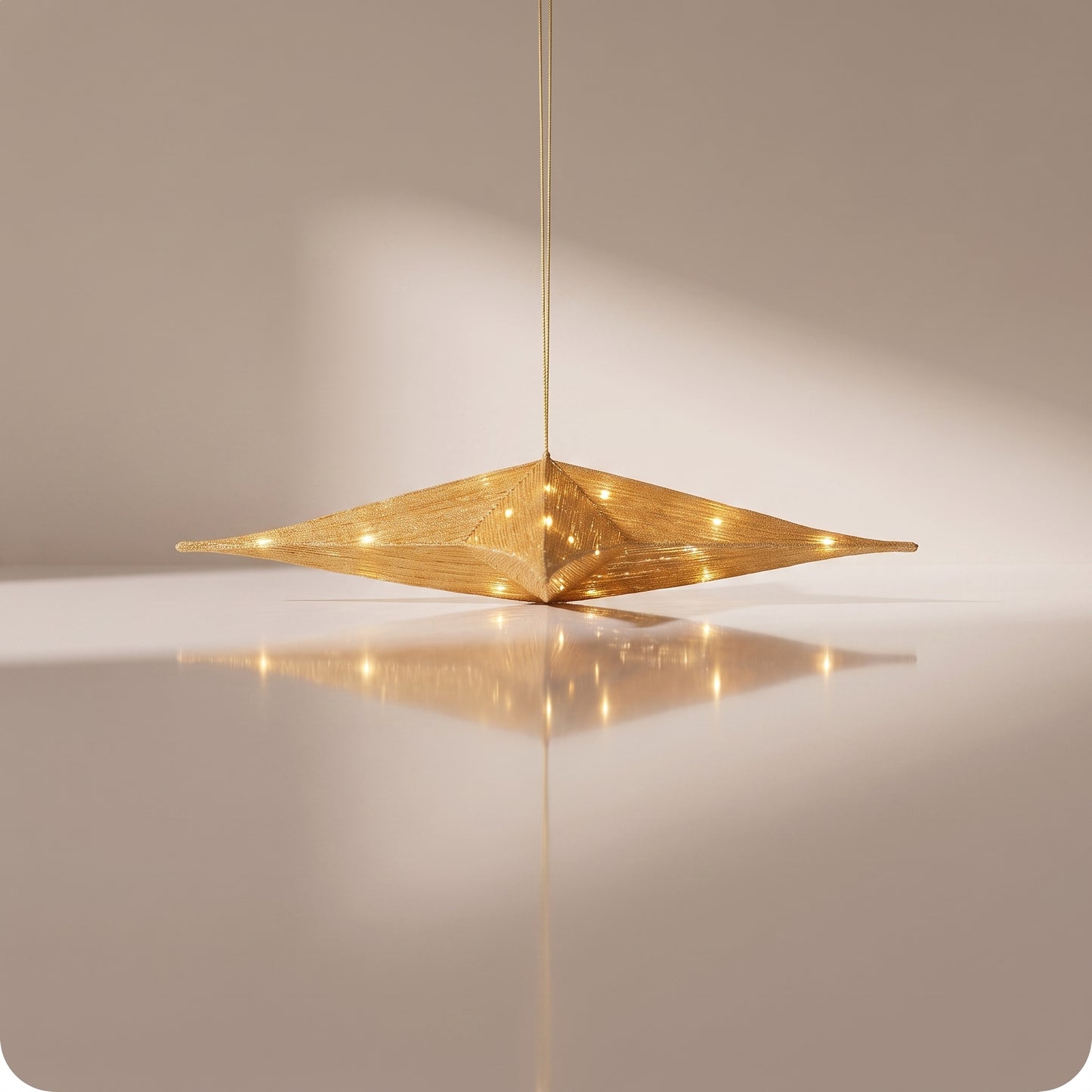 Estrella dorada 3d con luz led y baterías