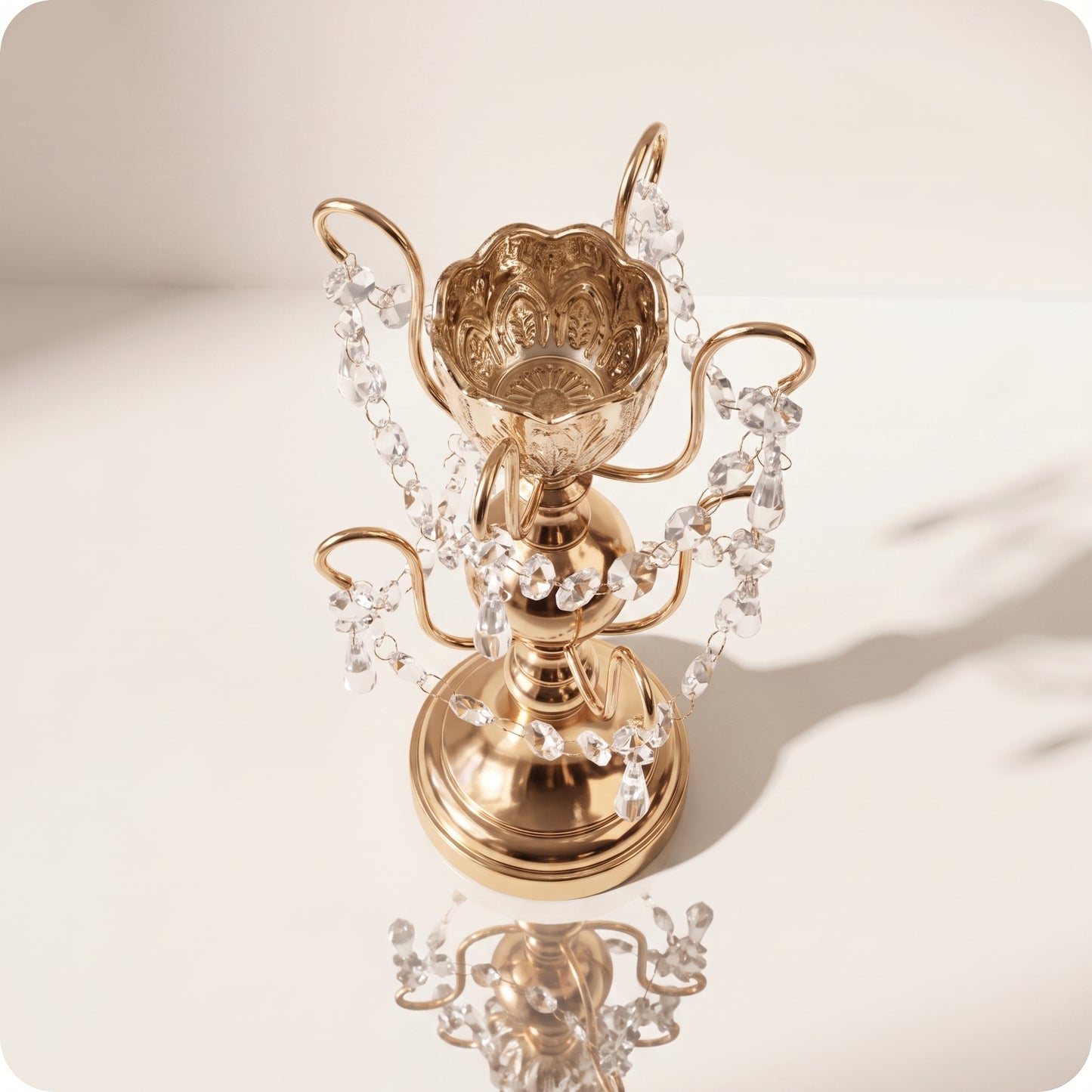 Candelabro chapado en níquel con cristal dorado pequeño