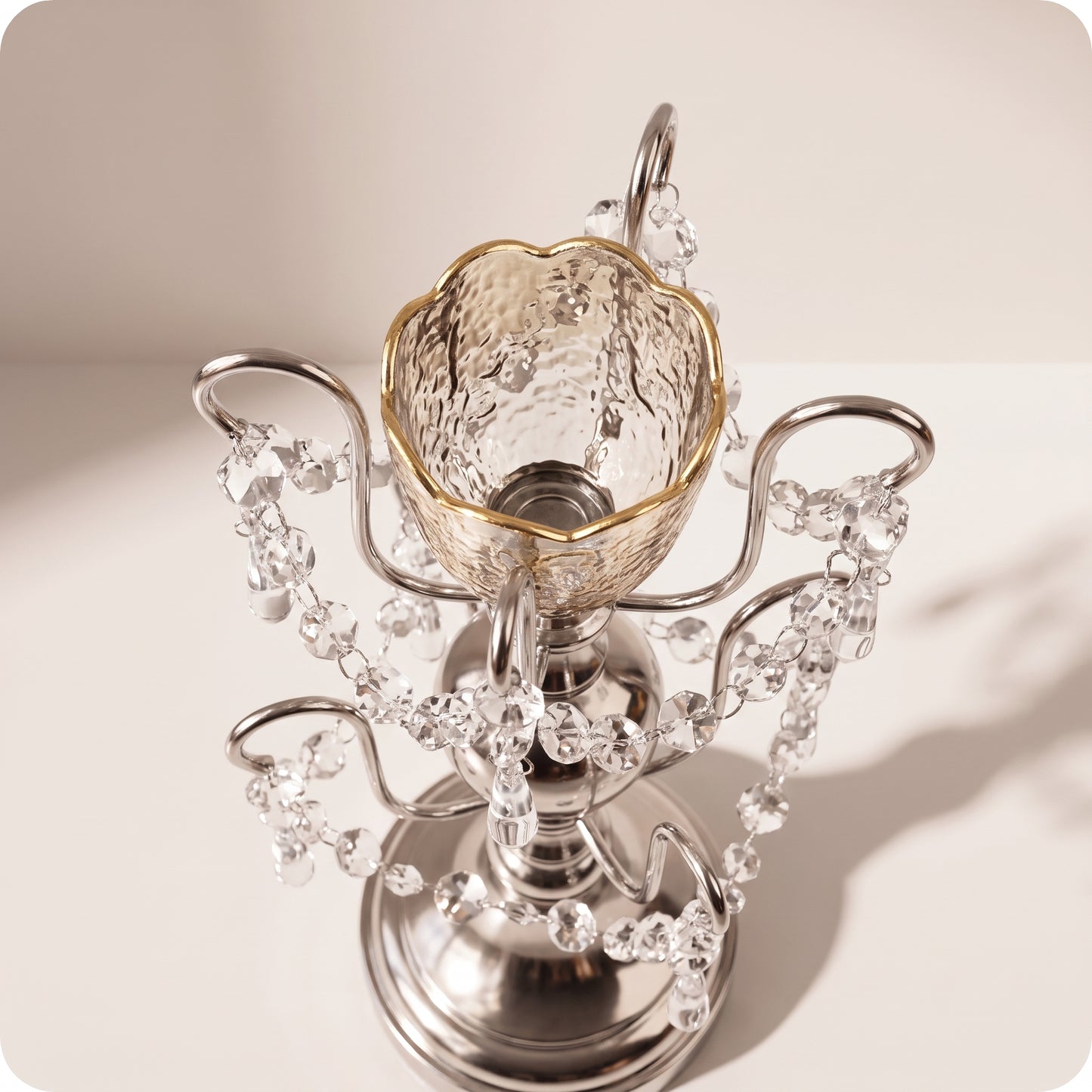 Candelabro chapado en níquel con cristal plateado pequeño