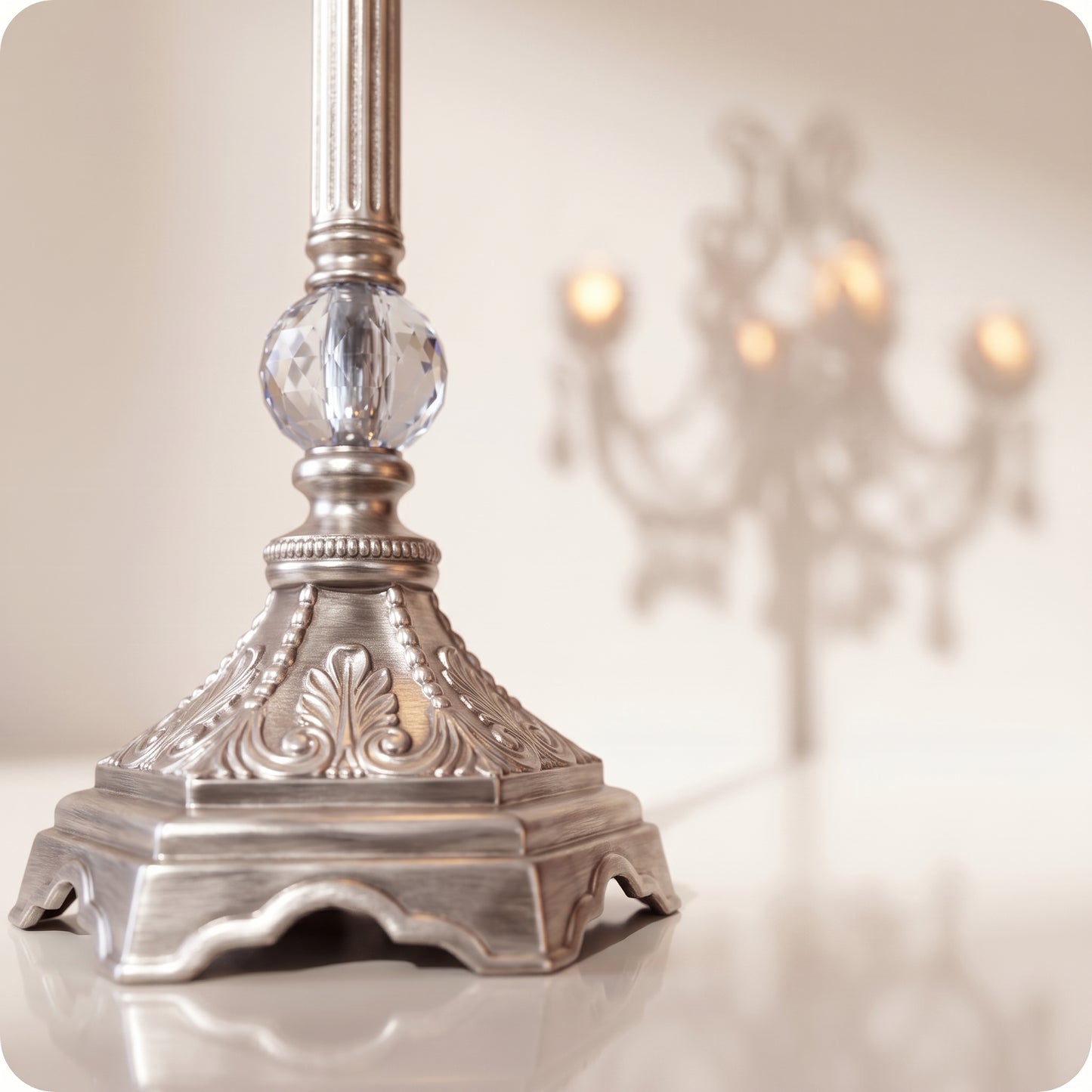 Candelabro chapado en níquel con cristal y diamantes plateado ch