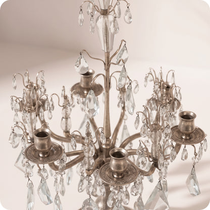 Candelabro chapado en níquel con cristales grandes y porta velas plateado