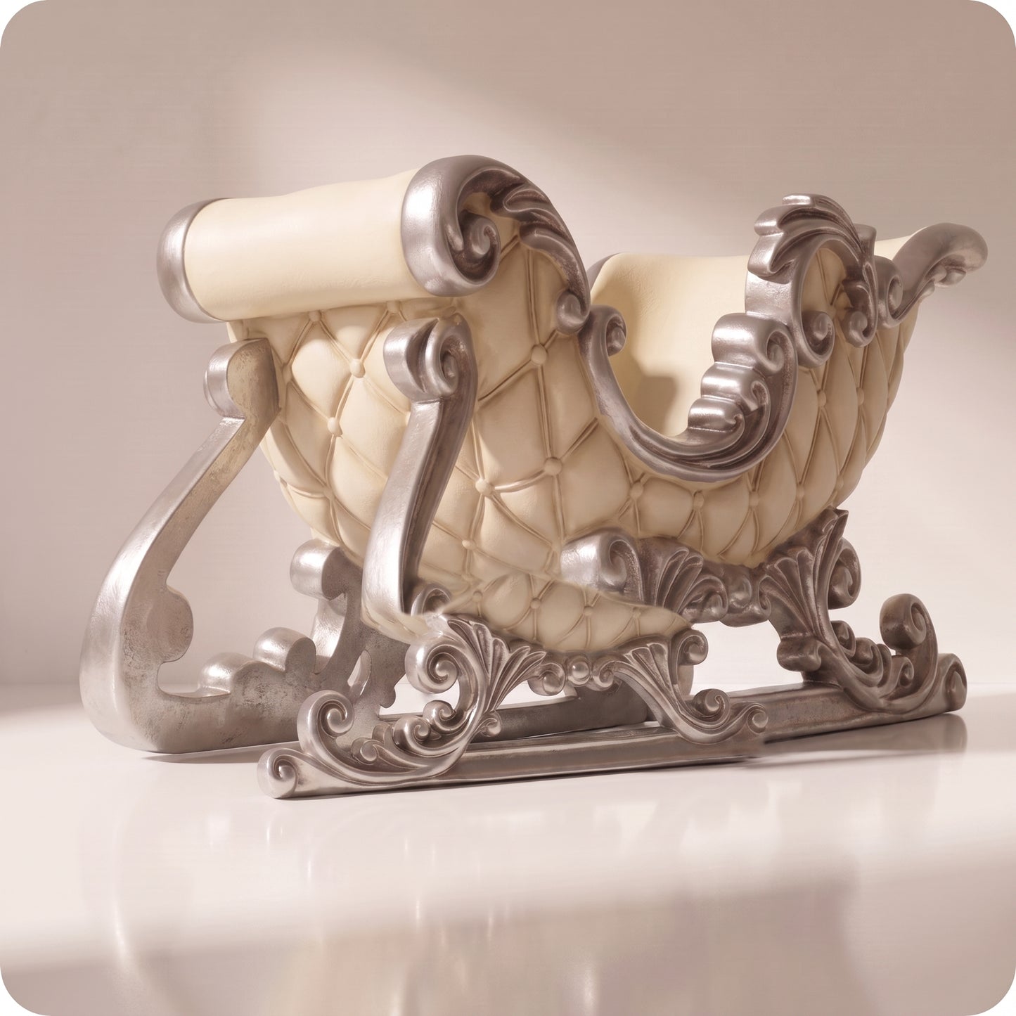 Trineo elegante plateado con blanco