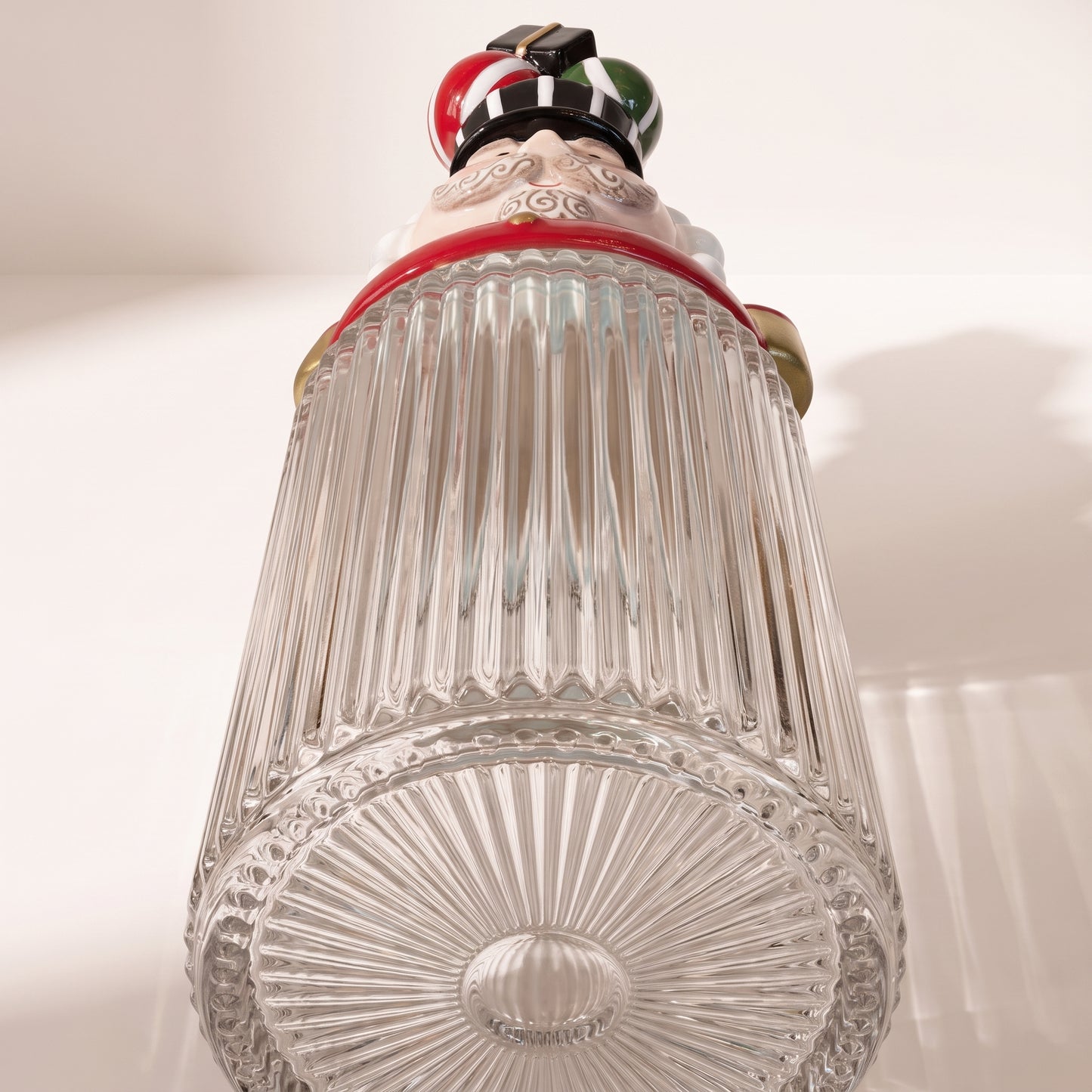 Tarro navidad decorativo multicolor de cascanueces con esferas