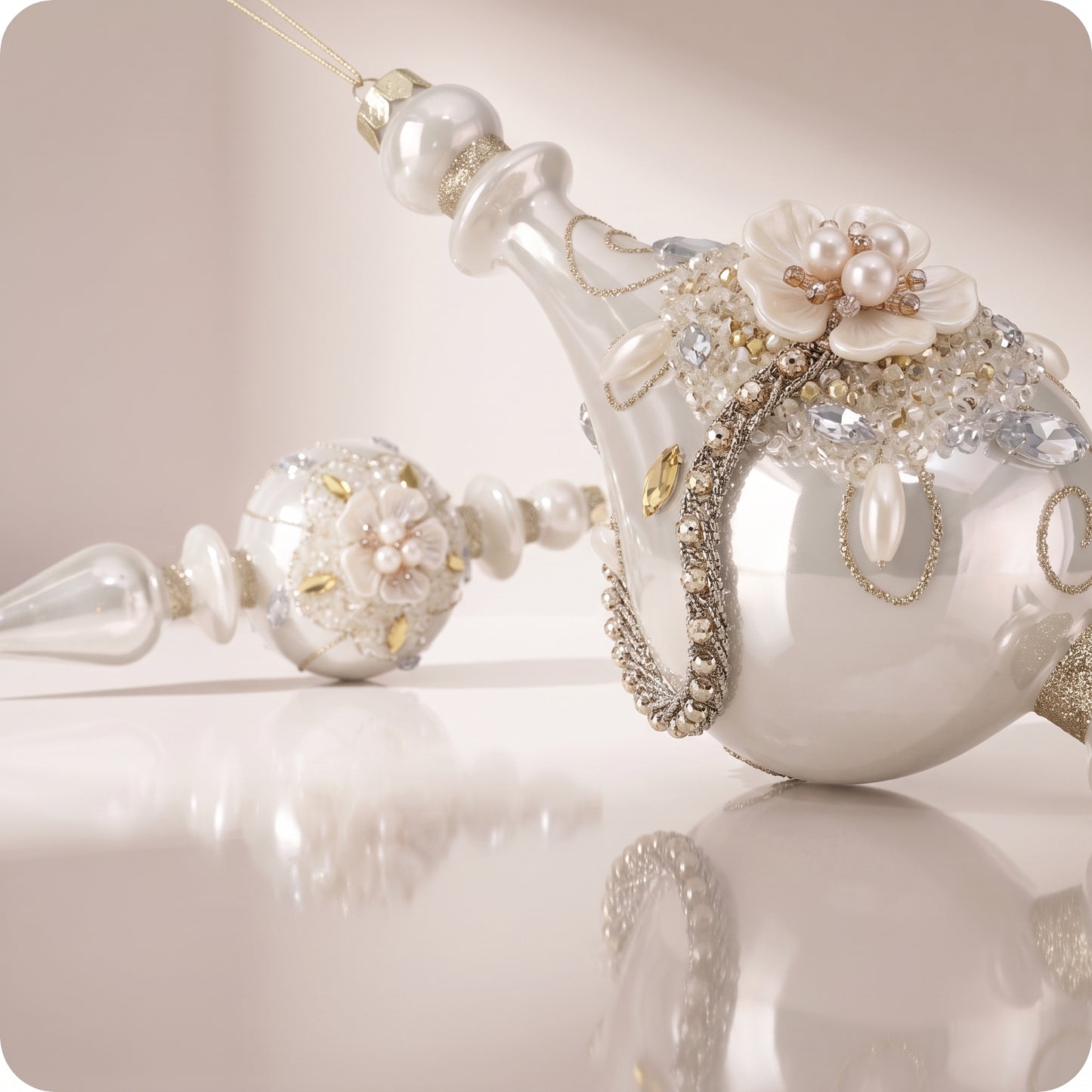 Esferas de vidrio con flores reflejantes 26 cm