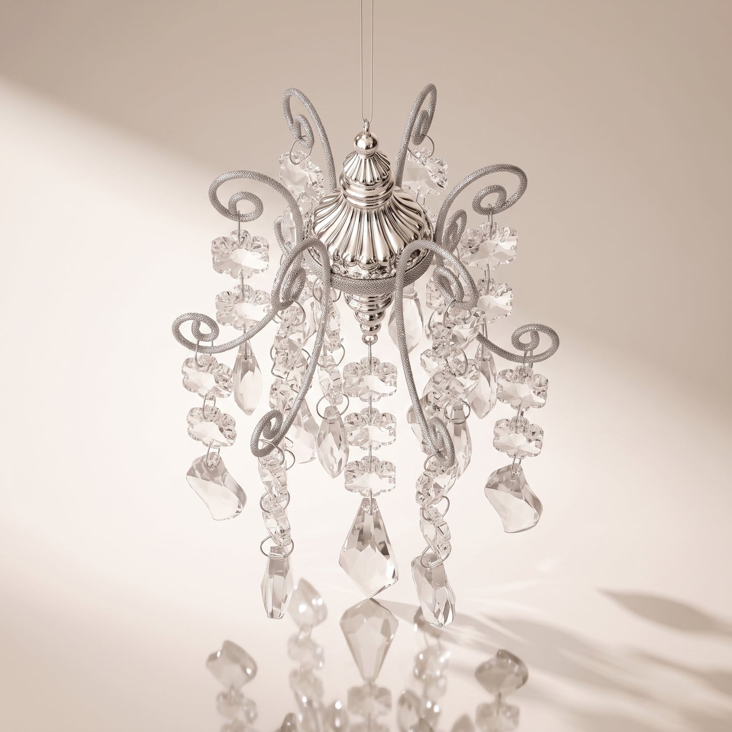 Esfera candelabro con piedras de cristal colgantes 18 cm