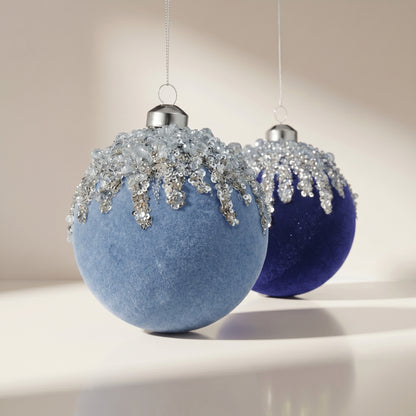 Adorno de bola de terciopelo con lentejuelas de hielo