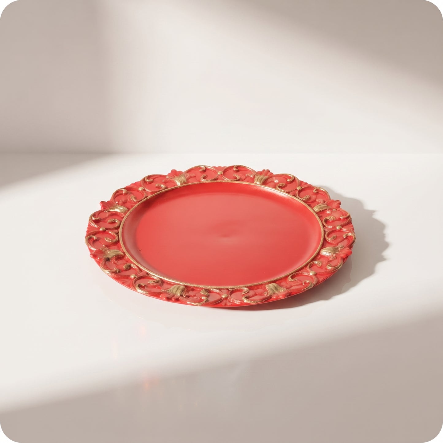 Plato decorativo de plastico duro rojo