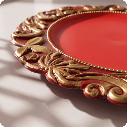 Plato decorativo de plastico duro rojo