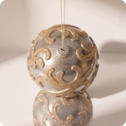 Bola con diseño de remolino en relieve adorno de ant plata con brillo campeón particular