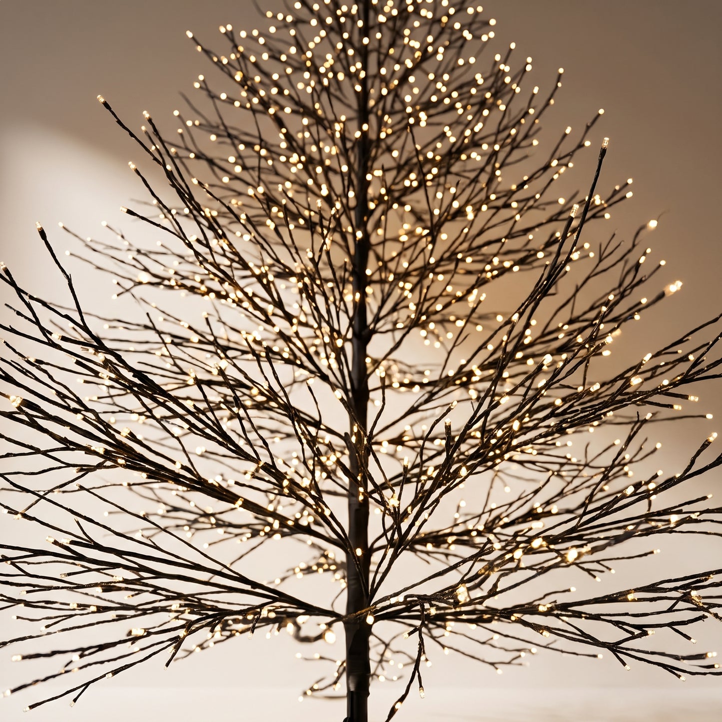 Árbol negro de puntos negro con luz calida 240 cm