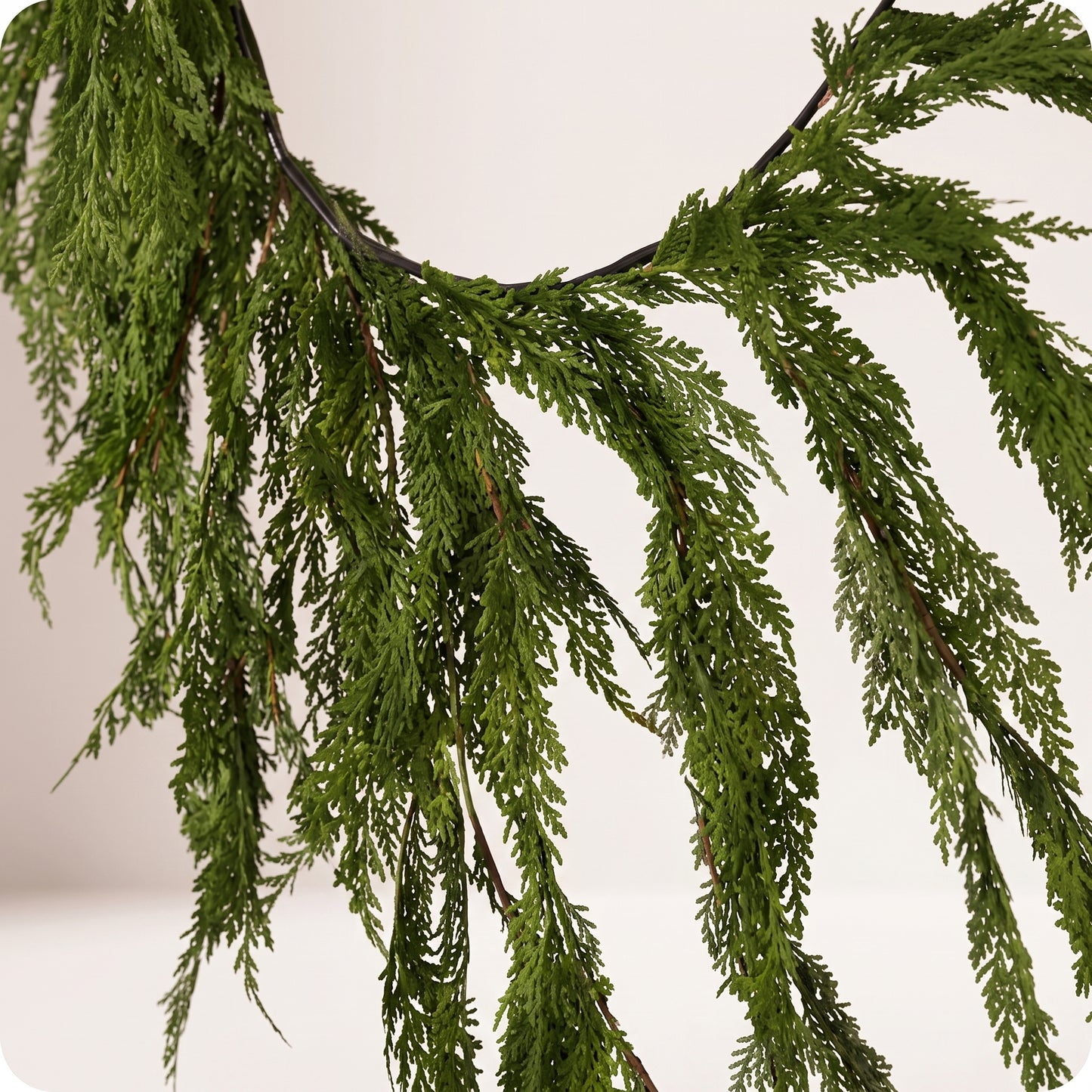Guirnalda verde de cedar mantle