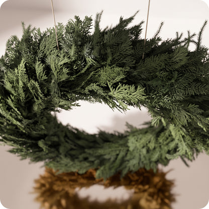 Corona de cedar mixed y pino juniper